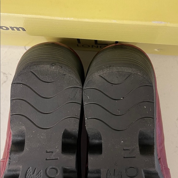 FLY London Women's Wedge Pump Bordeaux Pumps Size Euro 39 US 8 - 8 1/2 approx - Picture 14 of 17